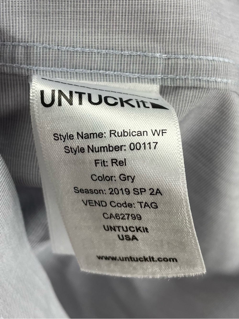 UNTUCKit Shirt Men’s L Gray Relaxed Fit Wrinkle Free Rubican WF Button Down - Picture 5 of 11